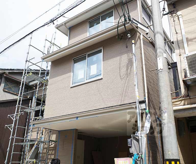 プライベートレジデンス御所西