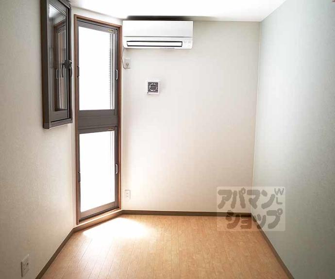 【プライベートレジデンス御所西】間取