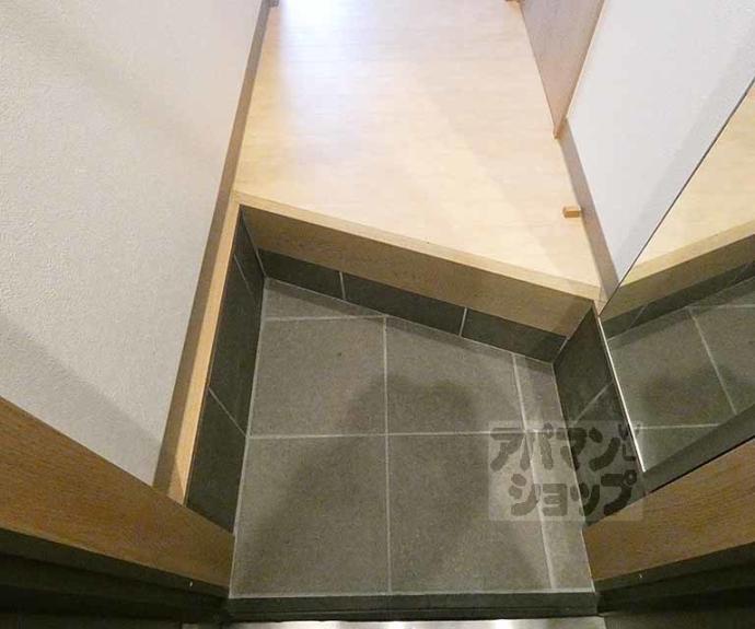 【プライベートレジデンス御所西】間取