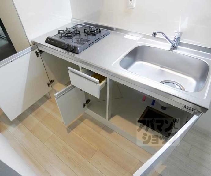 【ミヤヴィ御所西-MIYAVIE-】間取