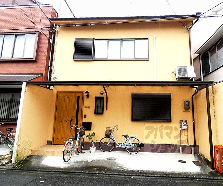 下御輿町２４６貸家