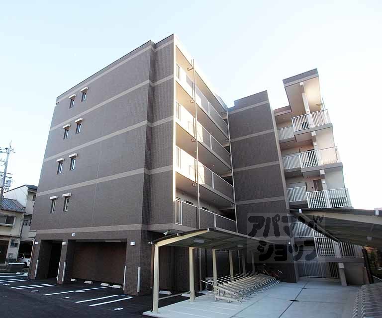 ＬＡ　ＦＯＮＴＥ　ＣＡＭＰＡＮＡ