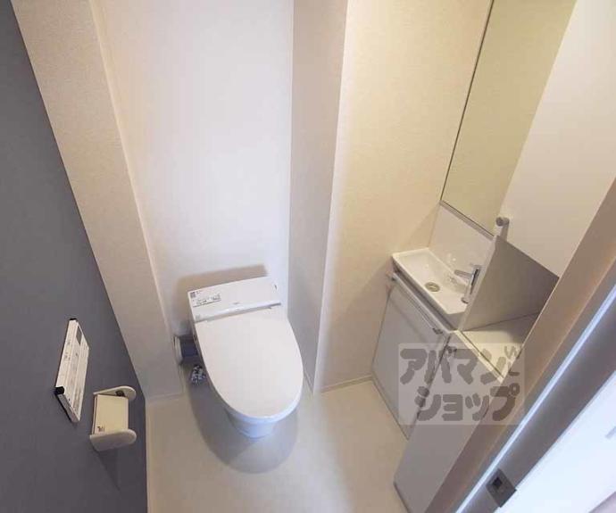 【カーサ　ルミノサ　ウーノ】間取