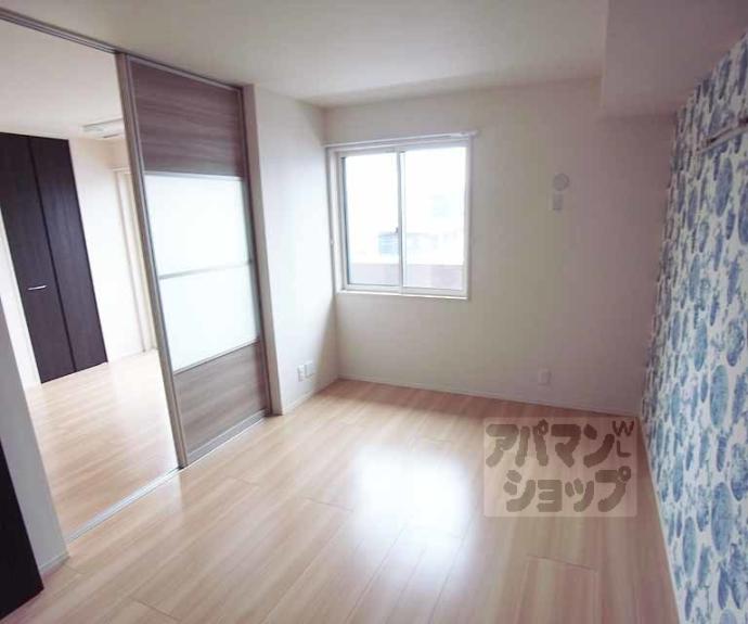 【カーサ　ルミノサ　ウーノ】間取