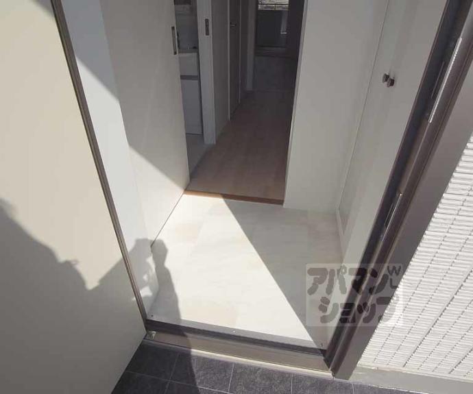 【深草直違橋南１丁目マンション】間取