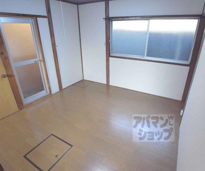【横大路下三栖山殿貸家】間取
