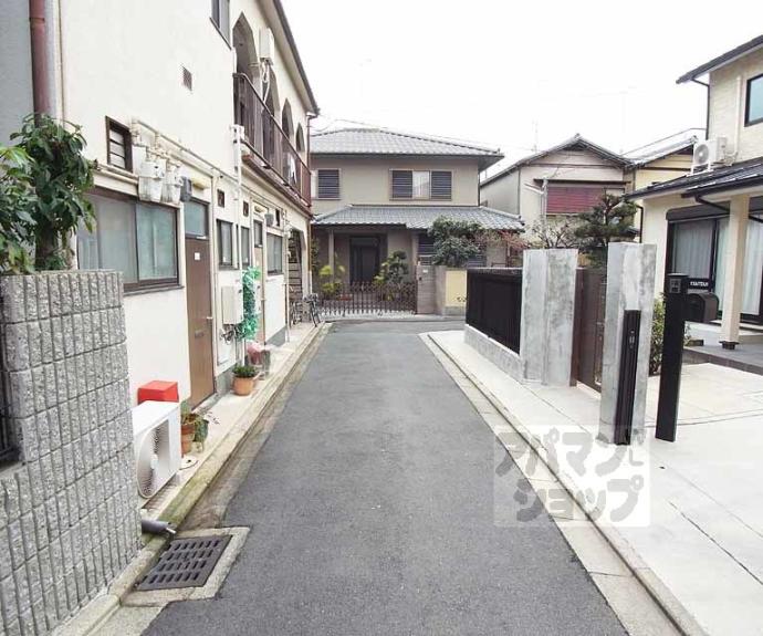 【深草六反田町1-1貸家】間取