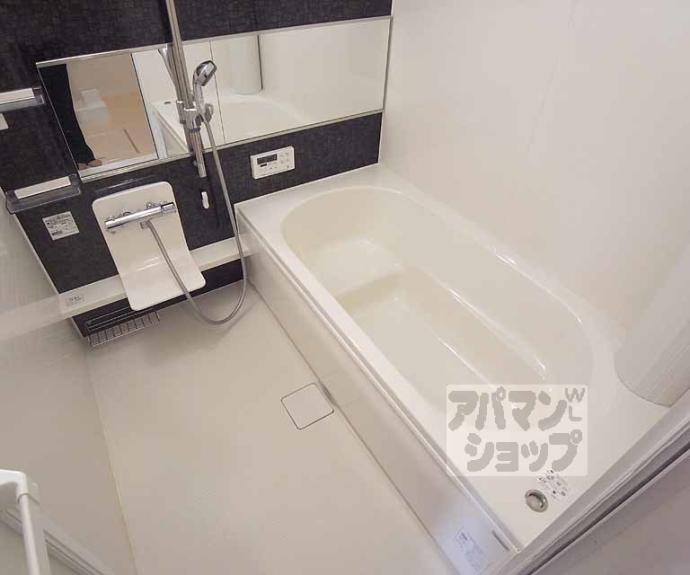 【エクラシオ稲荷】間取