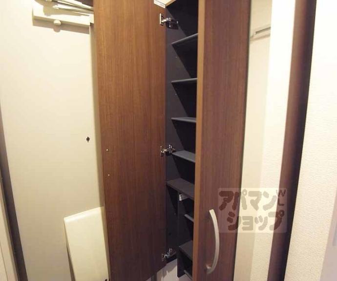 【エクラシオ稲荷】間取