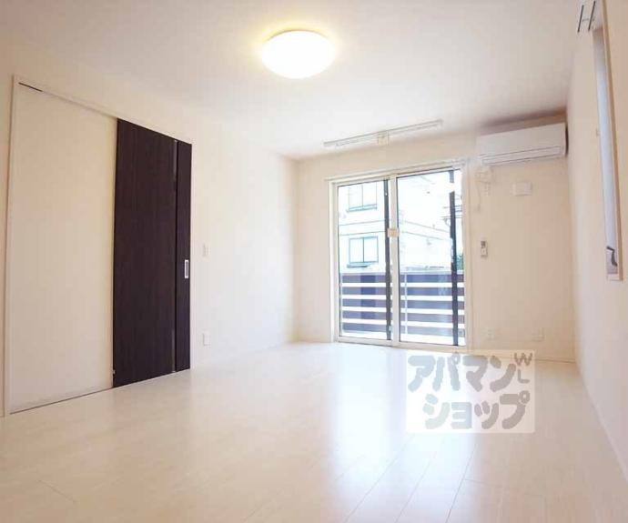 【テラパークス　弐番館】間取