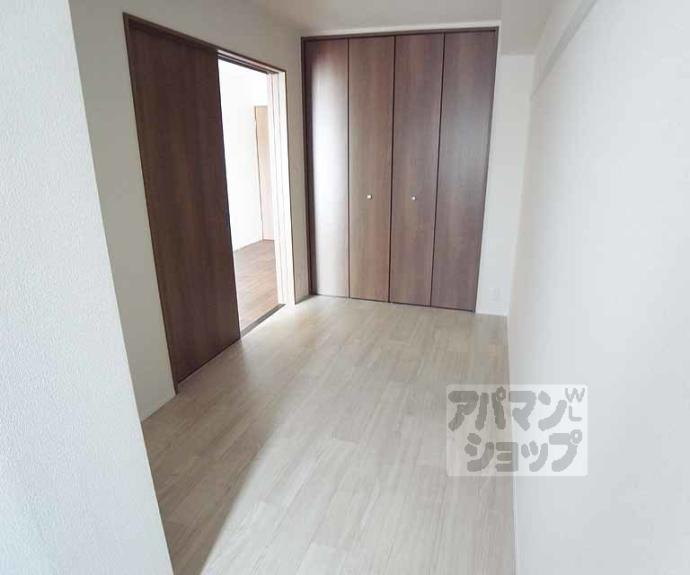 【ラシーネ伏見弐番館】間取