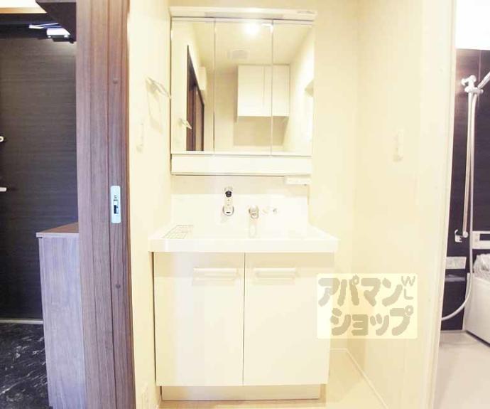 【ラシーネ伏見弐番館】間取