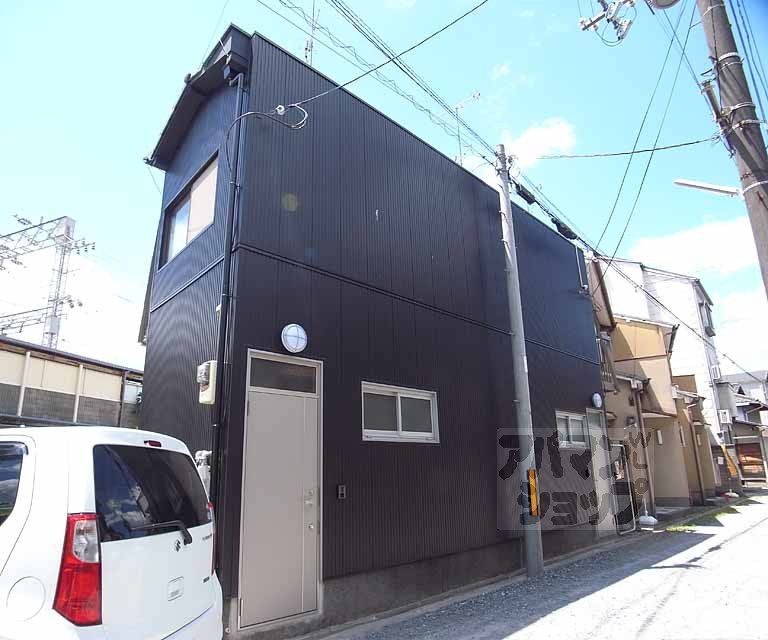 葭島矢倉町貸家