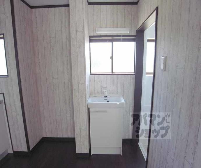 【葭島矢倉町貸家】間取