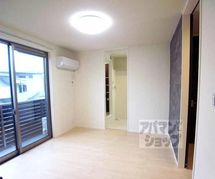 【シャーメゾン峰山】間取