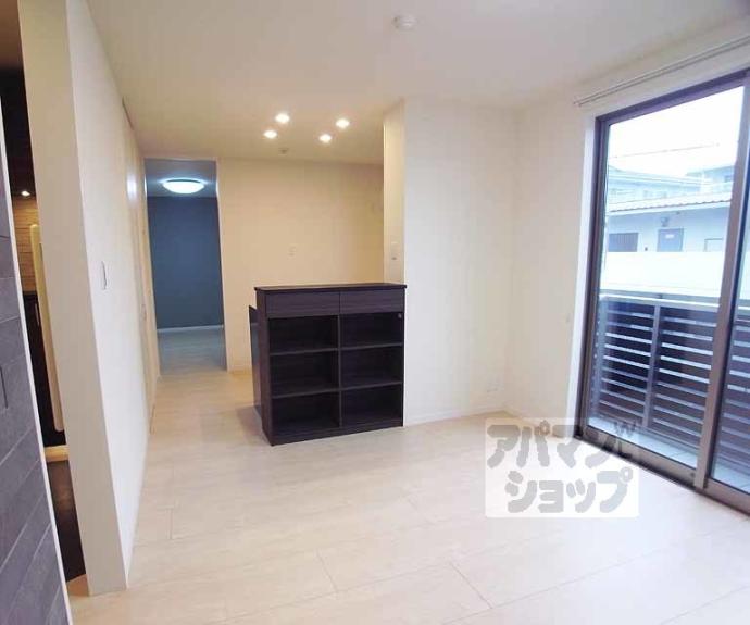 【シャーメゾン峰山】間取