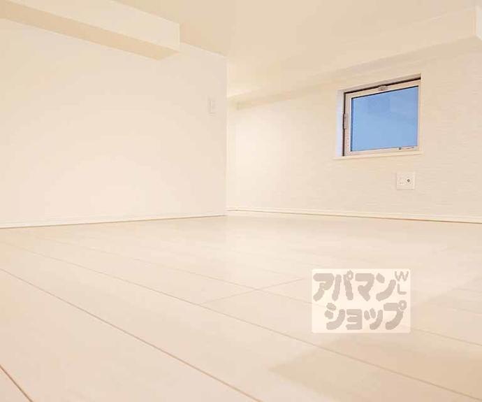 【ハーモニーテラス深草善導寺町】間取