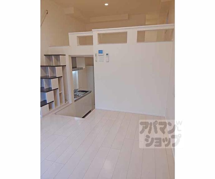 【ハーモニーテラス深草善導寺町】間取