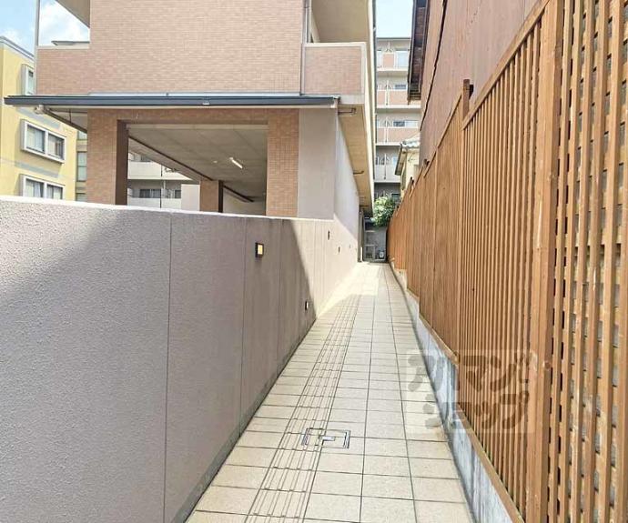 【ドーミー桃山御陵】間取