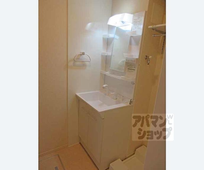 【ウッドステージ桜　壱号館】間取