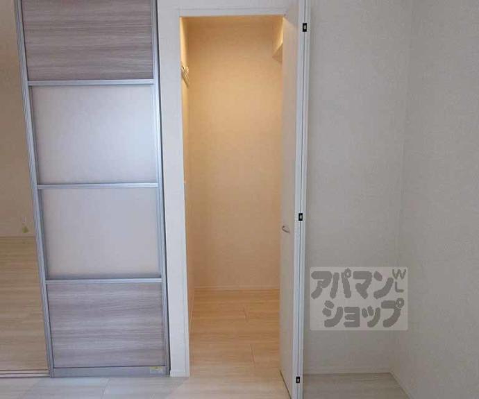 【ウッドステージ桜　壱号館】間取