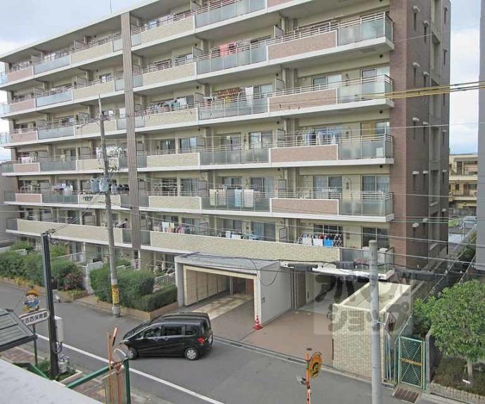 【ウッドステージ桜　壱号館】間取