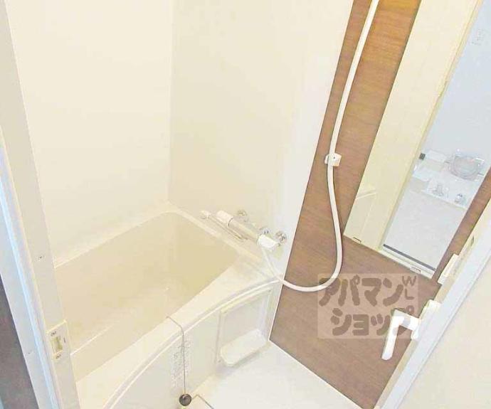 【サクシード伏見京橋】間取