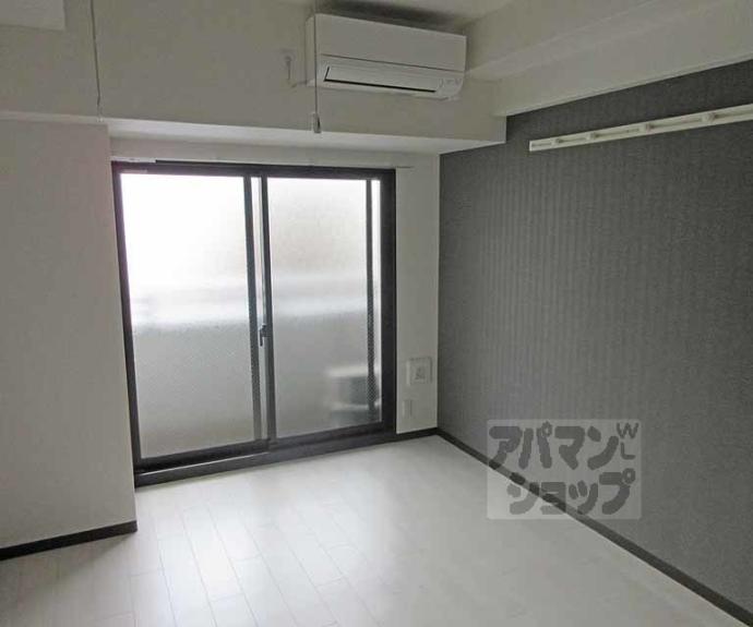 【サクシード伏見京橋】間取