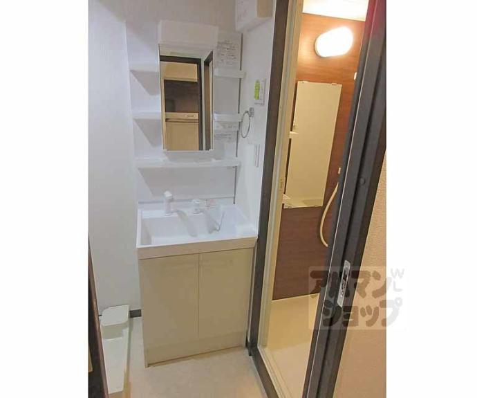 【サクシード伏見京橋】間取