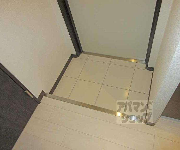 【サクシード伏見京橋】間取