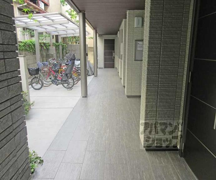 【エクラシエ桃山筒井】間取