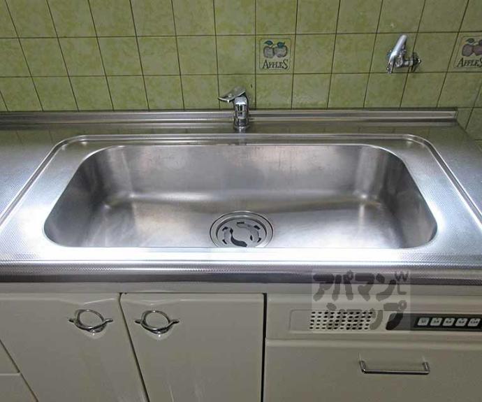 【桃山町泰長老貸家】間取