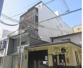 Ｐｏｕｒ　Ｔｏｕｊｏｕｒｓ桃山：間取図