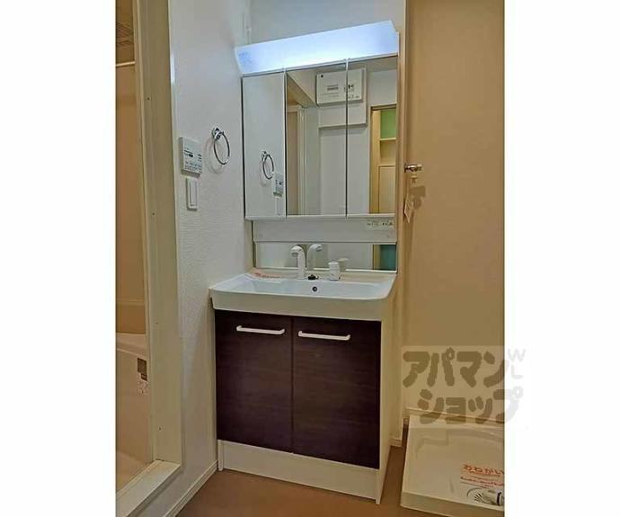 【ハピネス　神明】間取