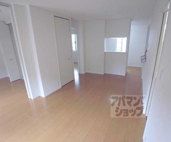 【ＣＡＳＡ　ＢＩＡＮＣＡ】間取