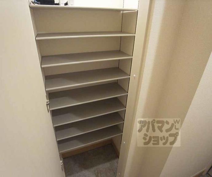 【ウノ　アルボル】間取