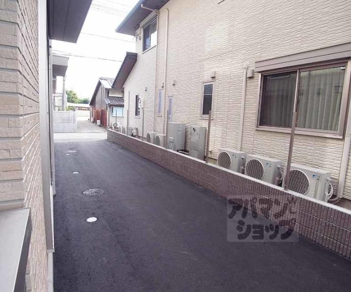 【サン・フローラ伏見板橋】間取