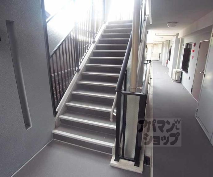 【ベルメゾン丹波橋】間取