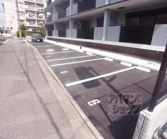 【ベルメゾン丹波橋】間取