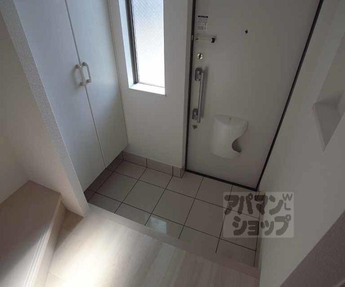 【エクリュ（ＫＯＳＭＯＳ　ＰＬＡＣＥ）】間取