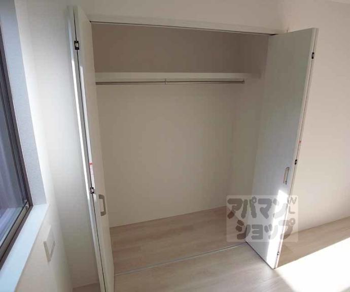 【エクリュ（ＫＯＳＭＯＳ　ＰＬＡＣＥ）】間取