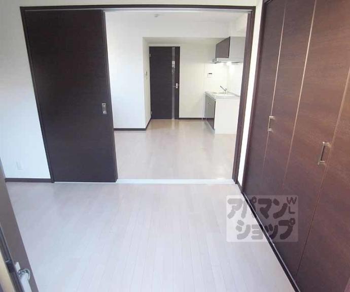 【サクシード伏見西町】間取