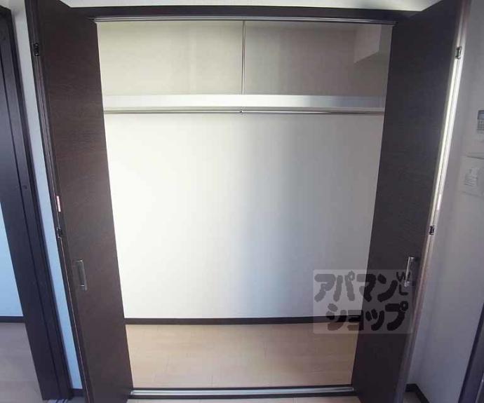 【サクシード伏見西町】間取