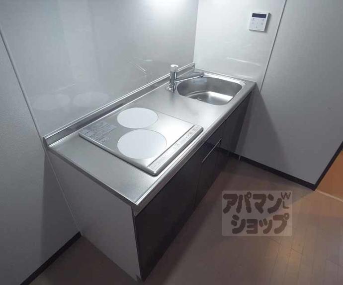 【サクシード伏見西町】間取