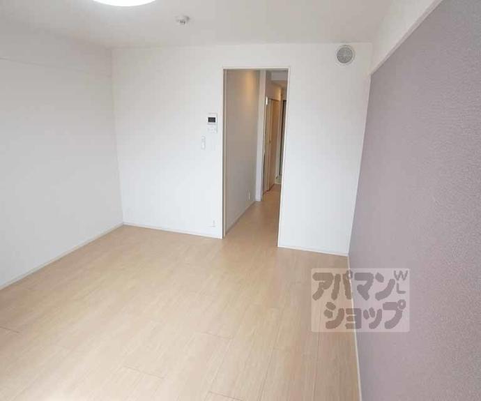 【カルムアビタシオン 宇治伊勢田】間取