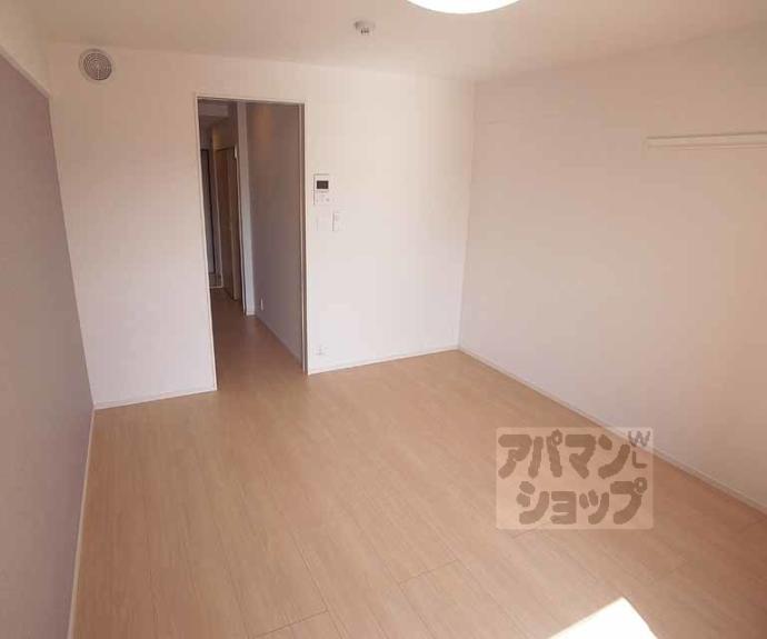 【カルムアビタシオン　宇治伊勢田】間取