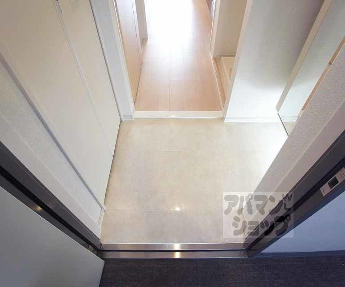 【カルムアビタシオン　宇治伊勢田】間取