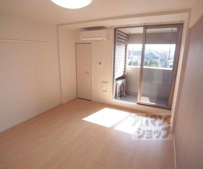 【カルムアビタシオン　宇治伊勢田】間取