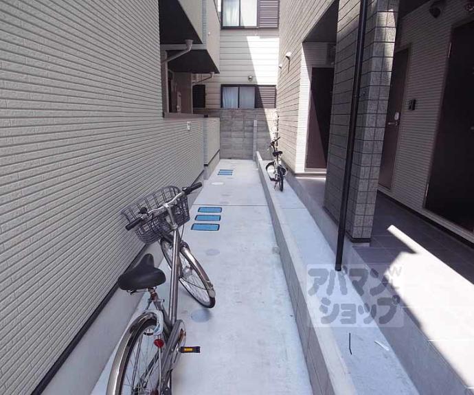 【サンロイヤル深草】間取