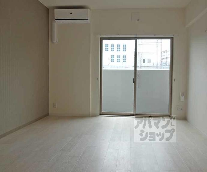 【ぽわん】間取